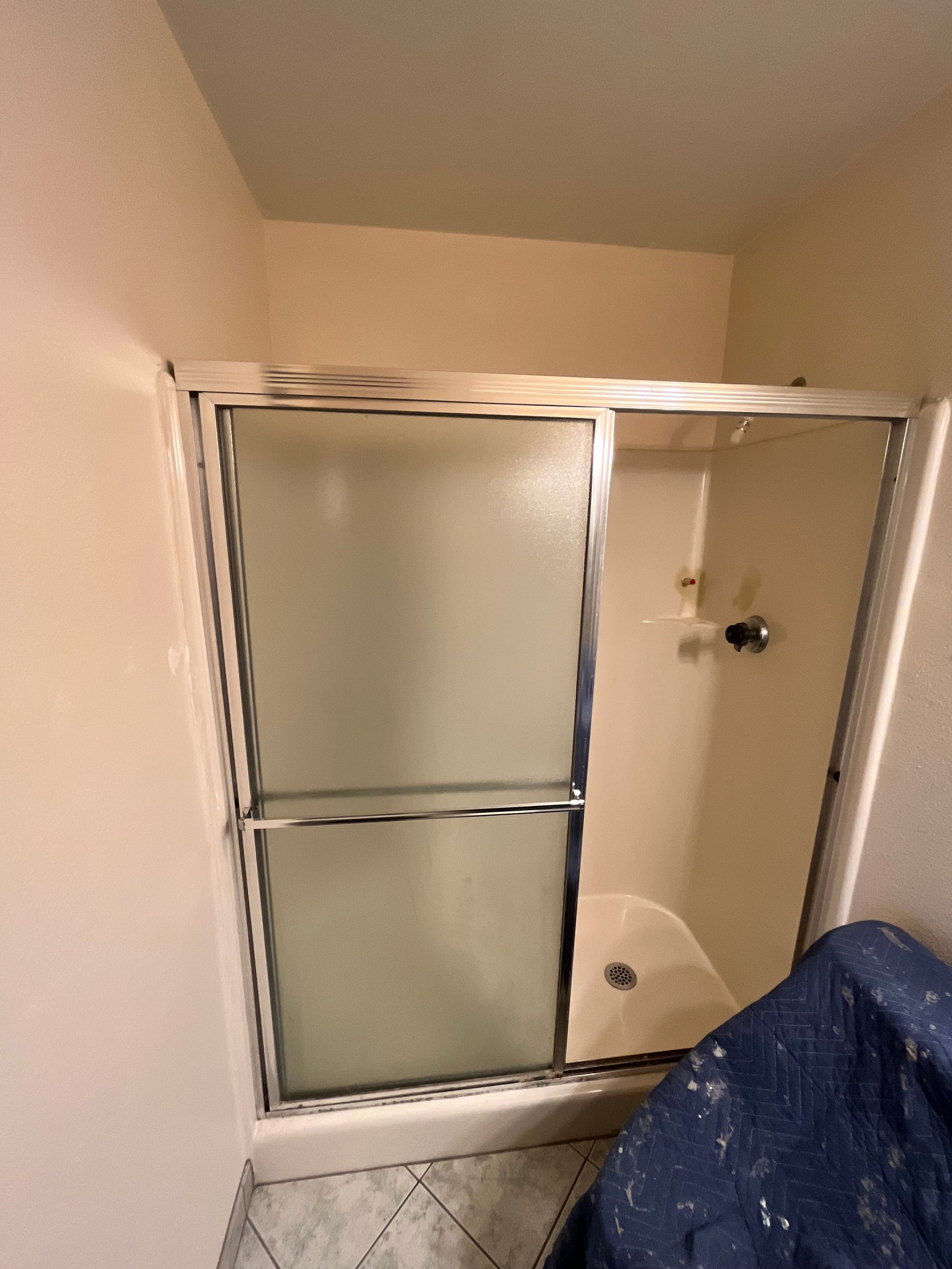 bathroom remodel in progress